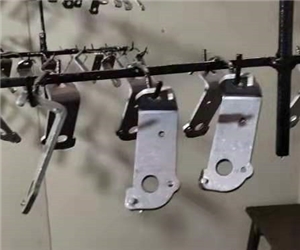 汽車小(xiao)零件電(dian)泳陶化(hua)